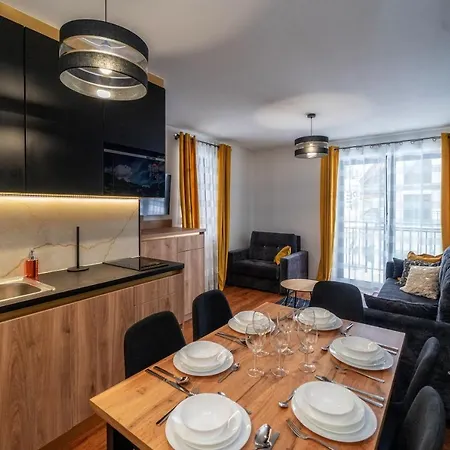 Apartamenty Sun & Snow Resorts D Bialka Tatrzanska Z Sauna Exterior photo